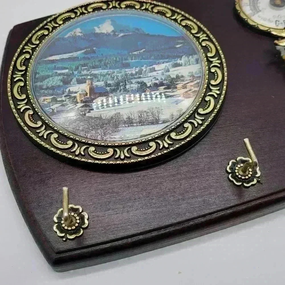 Vintage Wall Plaque Key Holder Wood With Round Picture,Bell,Thermometer 2 Hooks - Picture 4 of 13